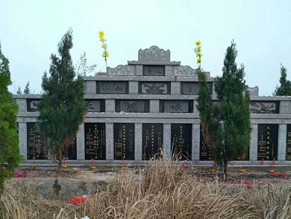  紅安墓碑藝術(shù)雕刻留韻，內(nèi)容排版中的文化凝思